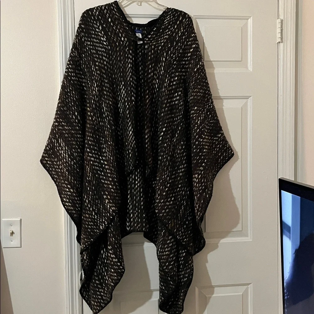 Apt. 9. Black & Brown Patterned Poncho/Cape - Picture 5 of 13
